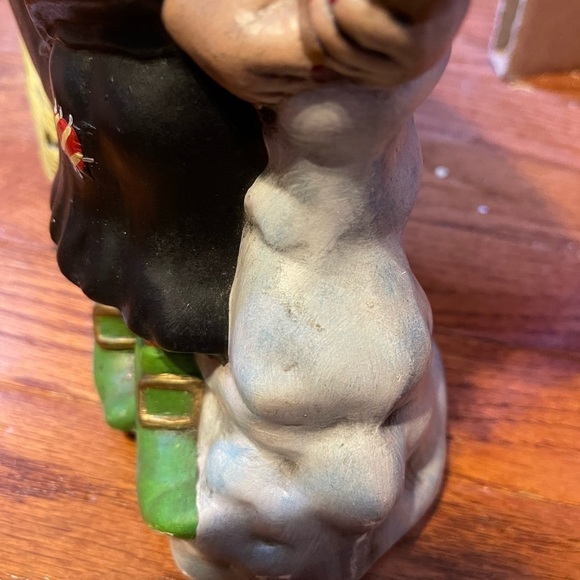 Vintage Halloween Witch Ceramic Mold - Hand Painted -Just Needs Some added light - Picture 9 of 16